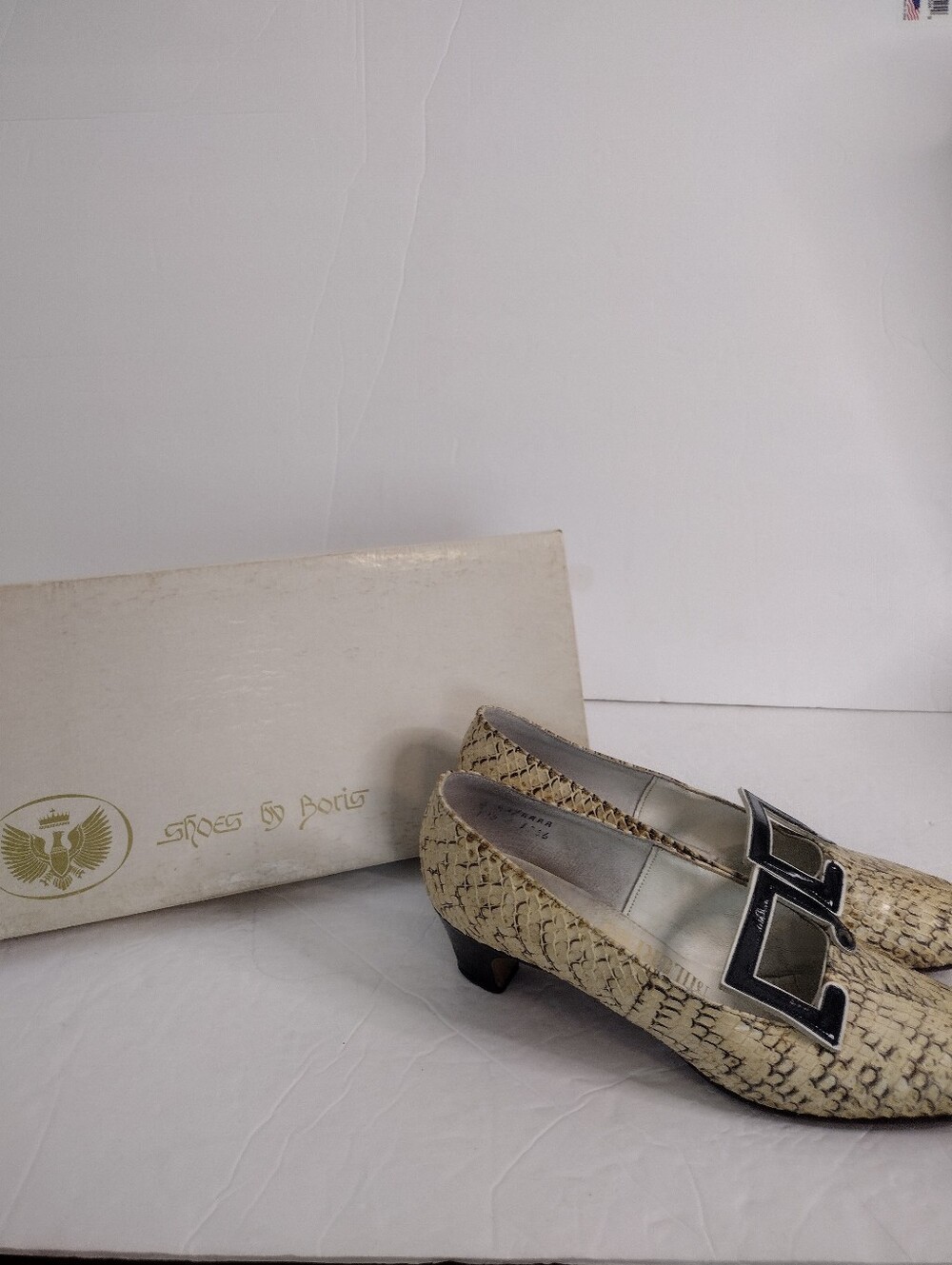 Vintage 60s Mod Snakeskin Pumps Size 6 Square Toe Pilgrim Buckle Kitten Heels - Picture 7 of 12